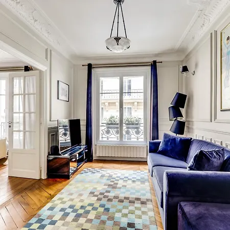 Quartier Culturel Apartment *