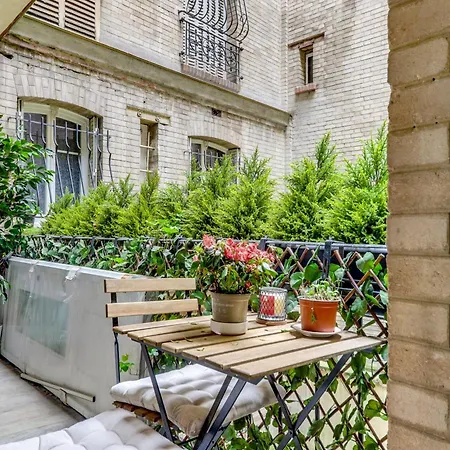 Apartment Quartier Culturel